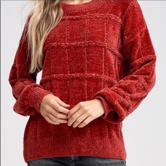 Gorgeous Riena crew neck chenille sweater - Picture 3 of 5